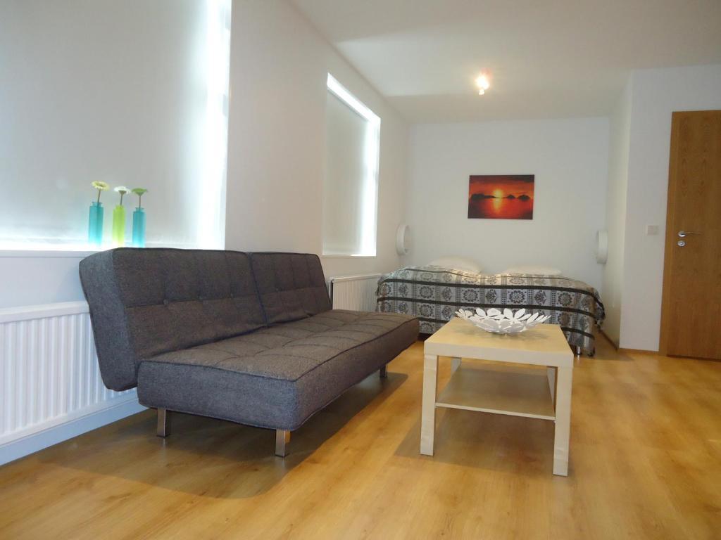 Apartment B28 *
